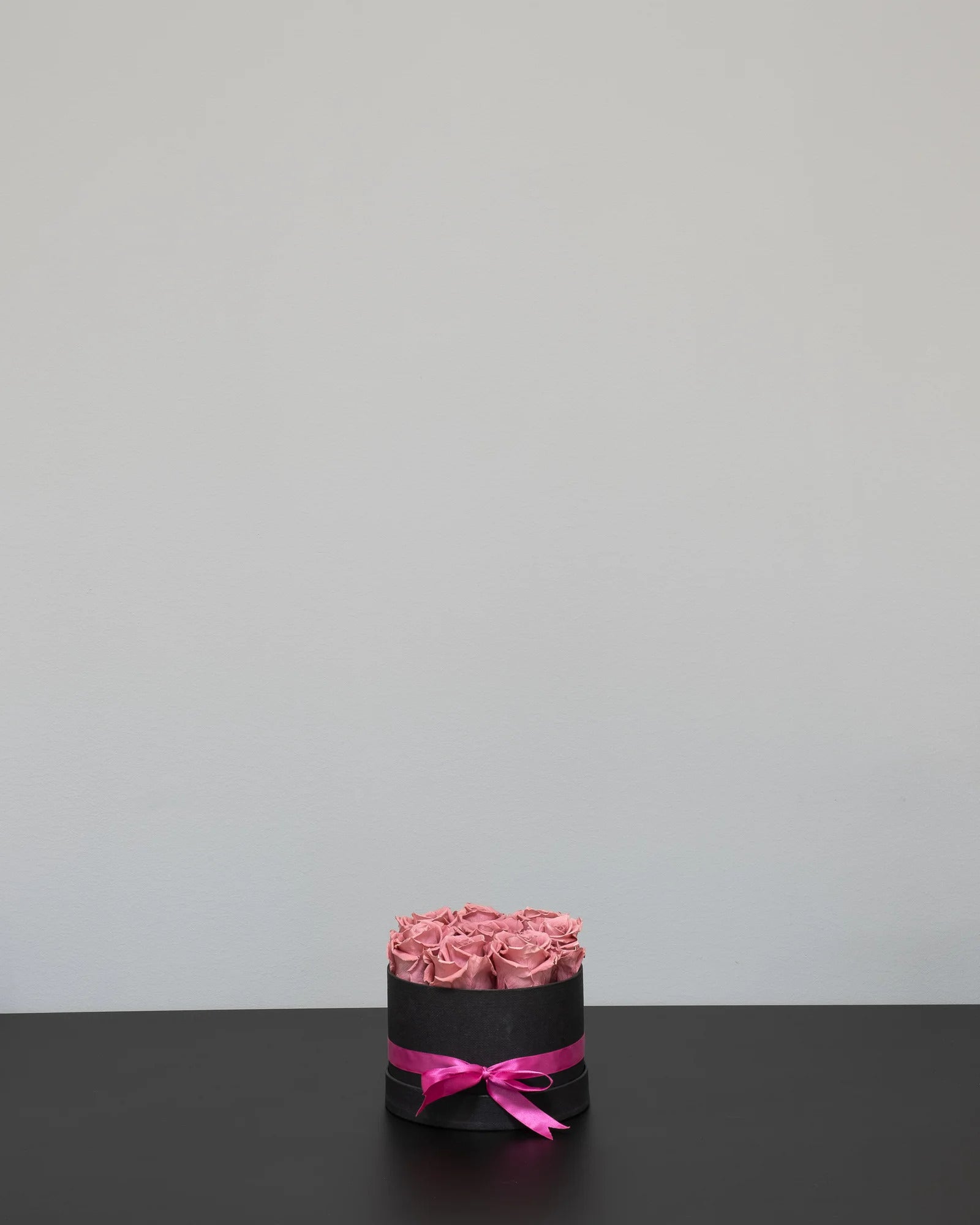 Elegant presentation av Evighetsros Rosbox Rund