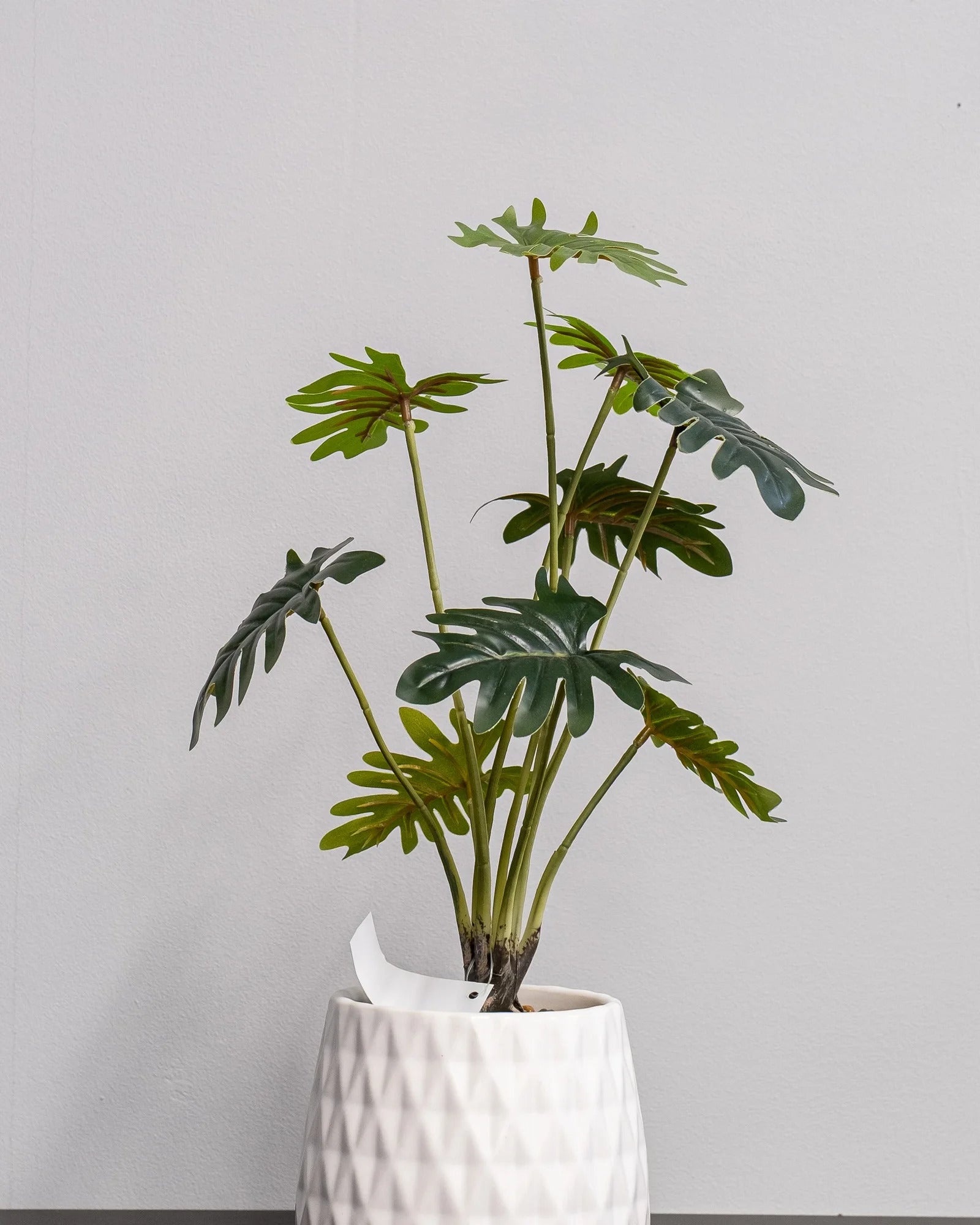 Konstgjord Filodendron krukväxt med keramikkruka – 53 cm som dekorativ produkt för hem och inredning