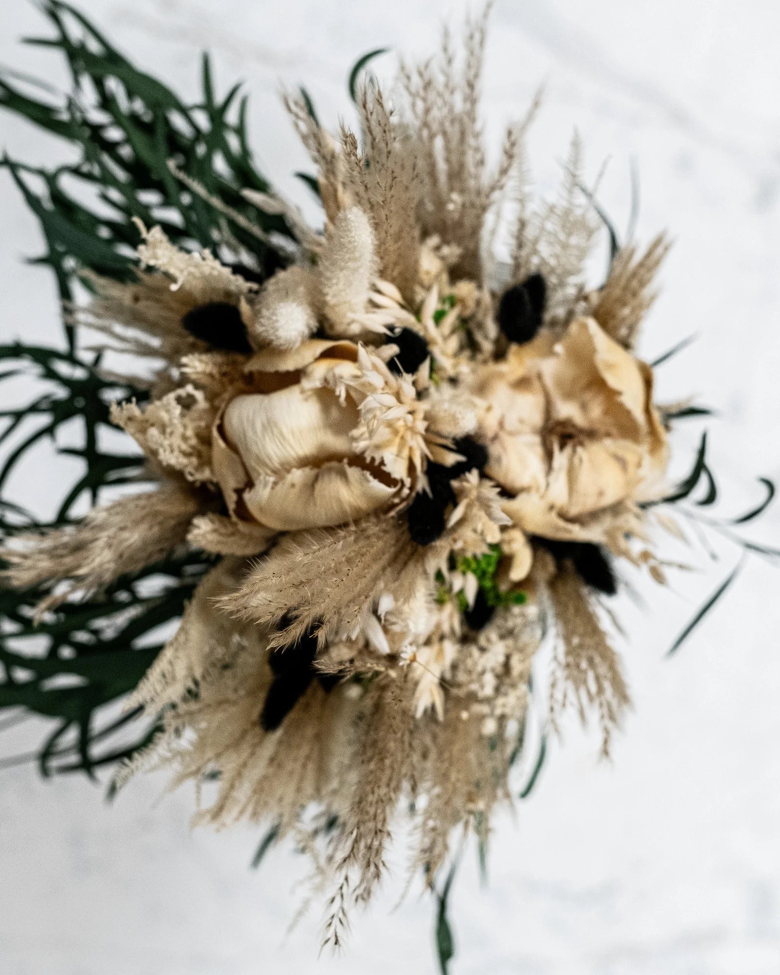 Elegant brudbukett Vinterdröm med långvarigt blomsteruttryck