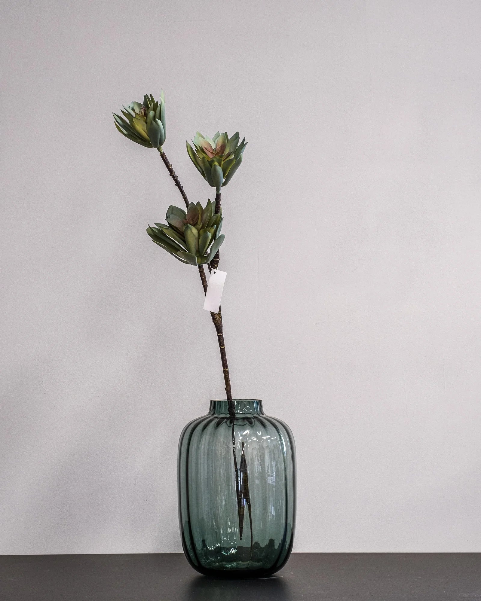 Konstgjord lotusblomma ljusgrön – 83 cm – konstgjord blomma från Forever Flora