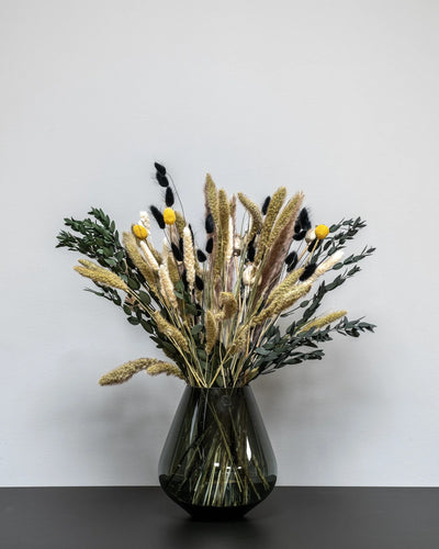 Galaxbukett med Eucalyptus Parvifolia