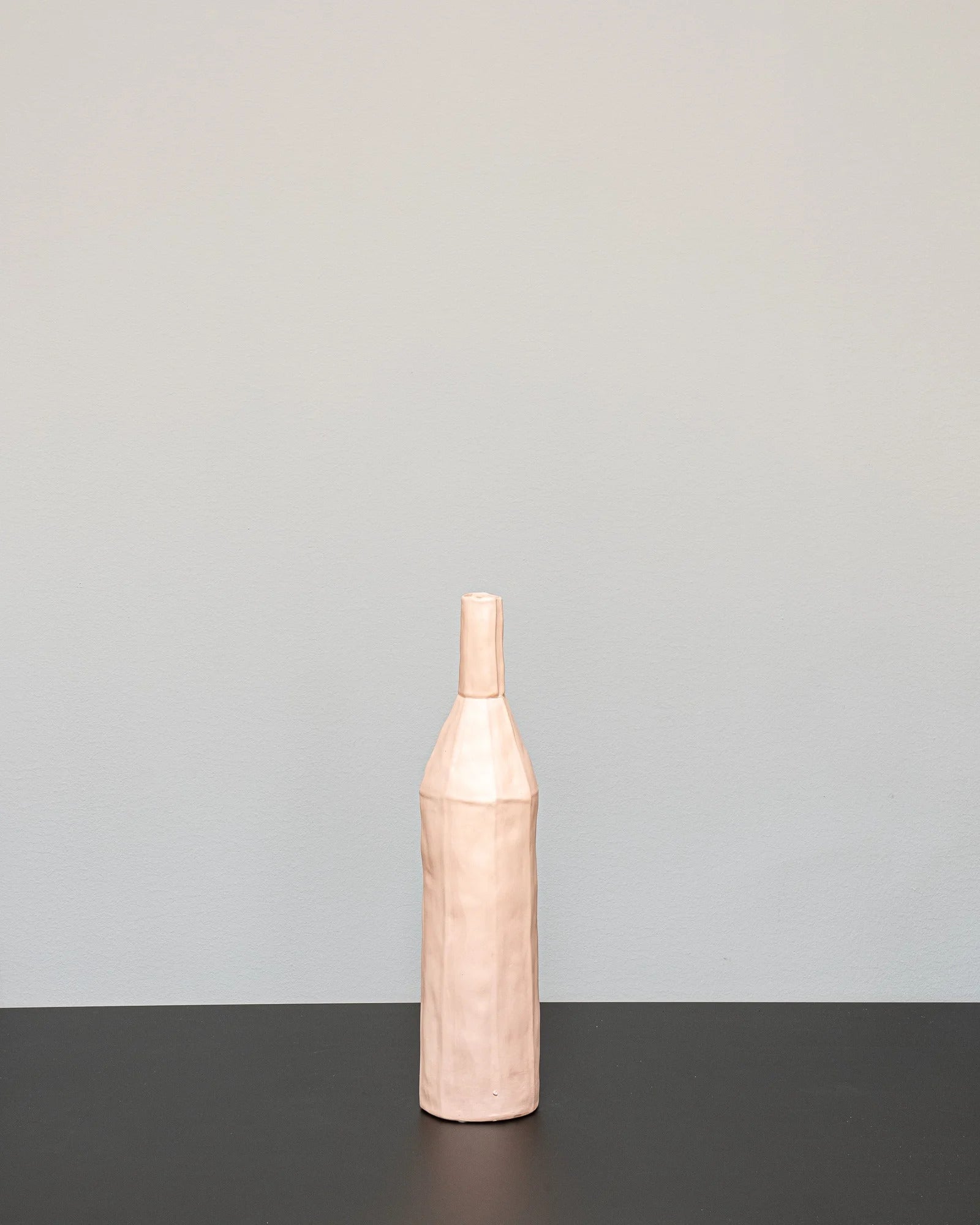 Bottle Keramikvase in der Variante Groß, Matt Rosa