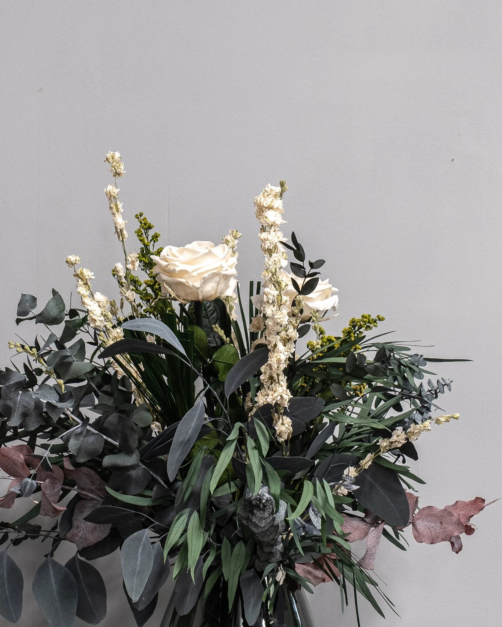 Natur Bukett med torkade och konserverade blommor