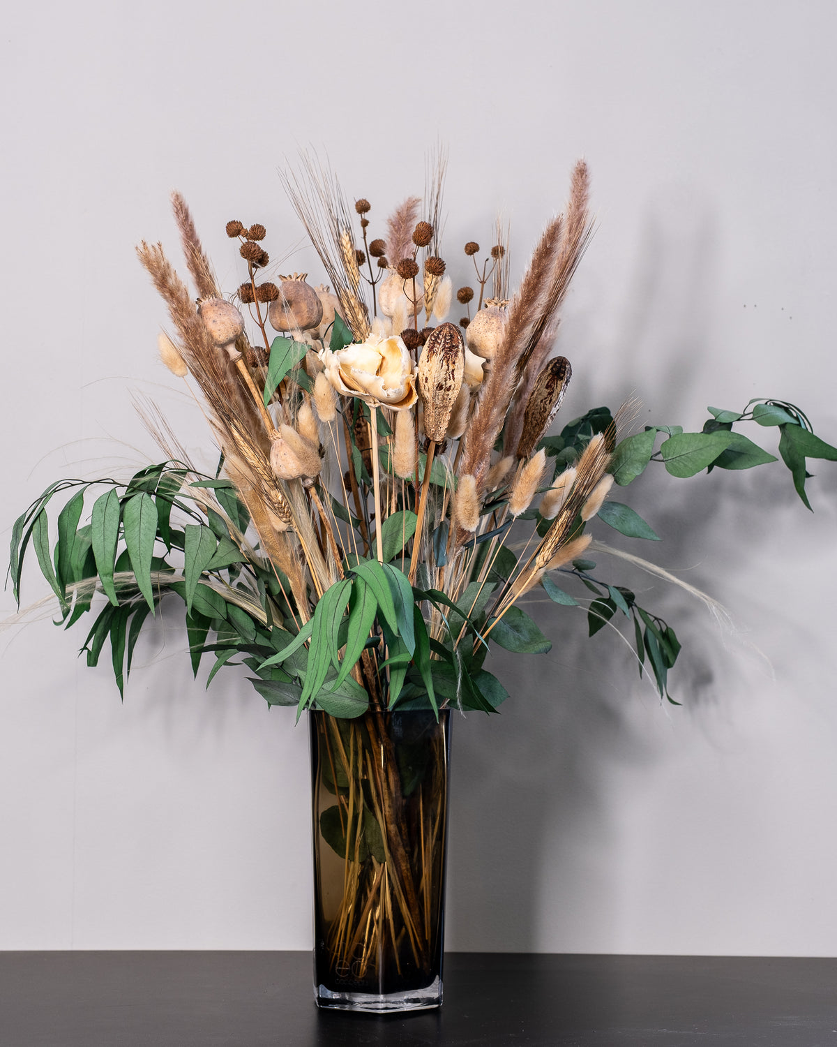 Galaxie Bukett – Trockenblumenstrauß mit farbigen Akzenten